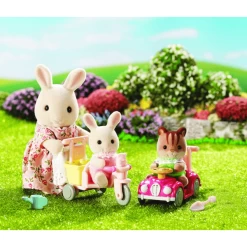 SYLVANIAN FAMILIES Baby Rijspeelgoed -SpeelgoedKorting Winkel sylvanian families baby rijspeelgoed a136512 2