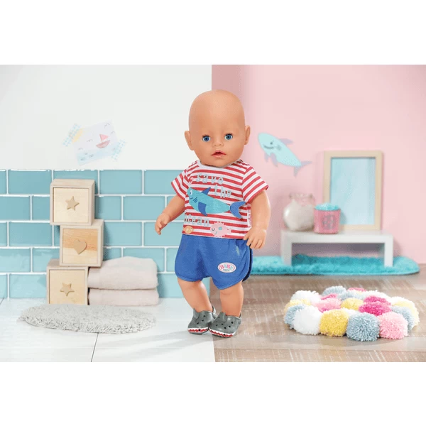 Zapf Creation BABY born® Bath Pyjama & Klompjes blauw 43cm Zapf Creation BABY Born® Bath Pyjama & Klompjes Blauw 43cm -SpeelgoedKorting Winkel zapf creation baby born bath pyjama amp klompjes blauw 43cm a403227 1